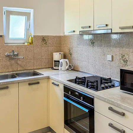 Apartament 3 Bedroom Gorgeous In